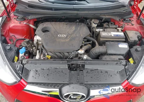 2016 Hyundai Veloster z USA, uszkodzony, nr VIN KMHTC6AD1GU295617